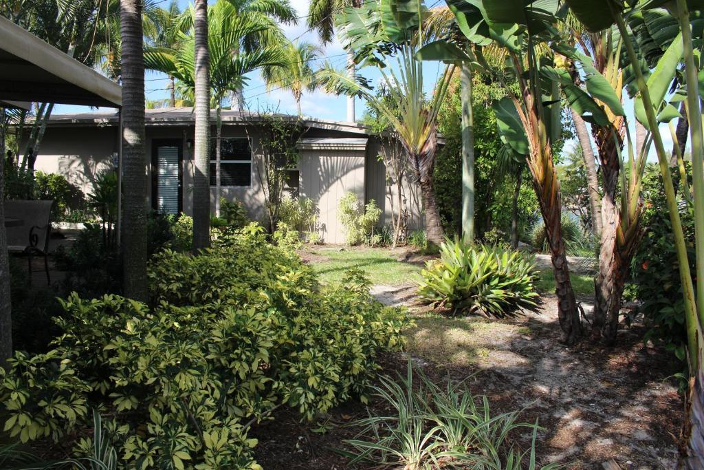Resort The & Spa - Gay Catering To Gay Men Fort Lauderdale