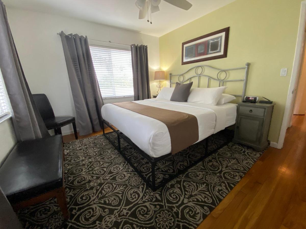 Resort The & Spa - Gay Catering To Gay Men 4*