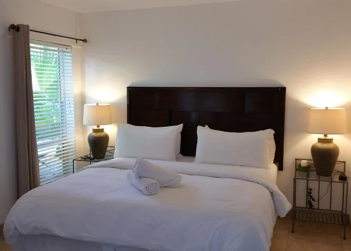 The Cabanas Guesthouse & Spa - Gay Resort Catering To Gay Men